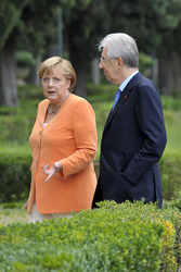 Angela Merkel, Mario Monti