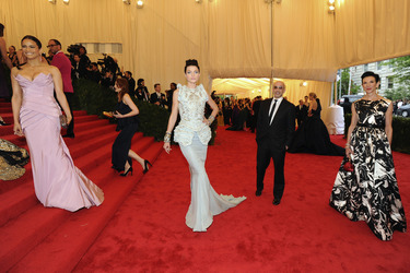 Paula Patton, Jessica Stam, Gast