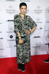 Alina Süggeler (Frida Gold)