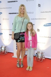 Anne-Sophie Briest mit Tochter Faye