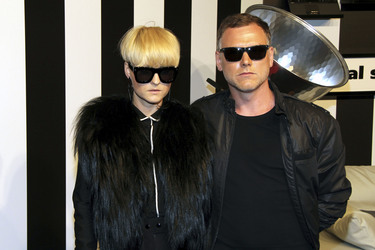 Blitzkids Mvt. mit Sängerin Nomi