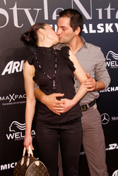 Bülent Sharif mit Ehefrau Emi Oezusek