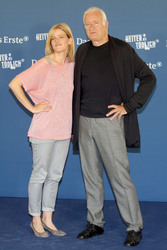 Mira Bartuschek, Peter Bongartz