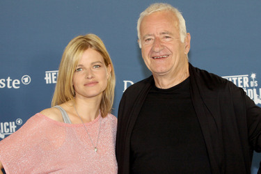 Mira Bartuschek, Peter Bongartz