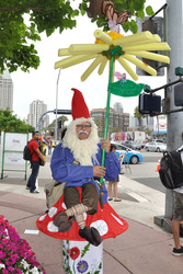 Comic-Con Besucher - Zwerg
