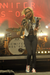 Jennifer Weist (Jennifer Rostock)