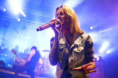 Jennifer Weist (Jennifer Rostock)