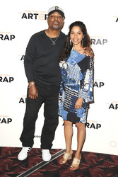 Chuck D mit Begleitung