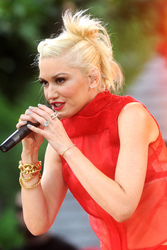 Gwen Stefani (No Doubt)