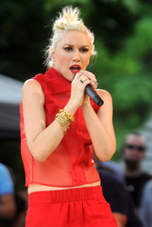 Gwen Stefani (No Doubt)