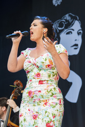 Caro Emerald