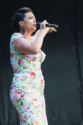 Caro Emerald