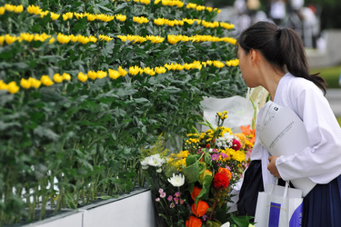 Blumen für die Opfer