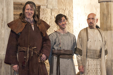 Stellan Skarsgard, Tom Payne, Ben Kingsley