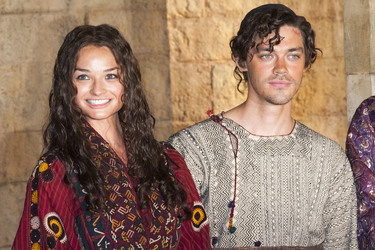 Emma Rigby, Tom Payne 
Emma Rigby, Tom Payne