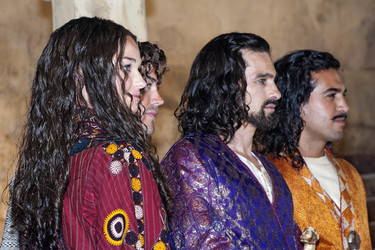 Emma Rigby, Tom Payne, Olivier Martinez, Elyas M'Barek