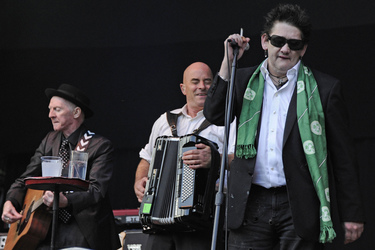 Philip Chevron, James Fearnley, Shane MacGowan (The Pogues)