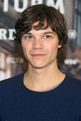 Sebastian Urzendowsky