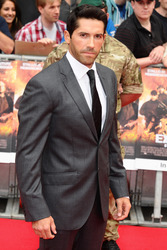 Scott Adkins