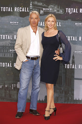 Christoph M. Orth, Dana Golombek