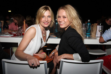 Sanna Englund, Nova Meierhenrich