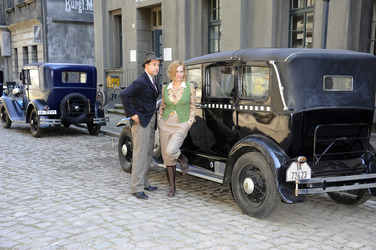 Jan Josef Liefers, Anna Loos