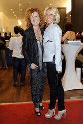 Lucy Diakovska mit Freundin Kamelia