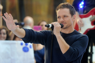Drew Lachey (98 Degrees)