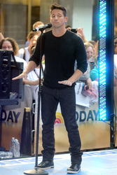 Jeff Timmons (98 Degrees)