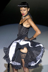 Desfile de Roberto Verino Model