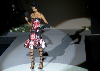 Desfile de Roberto Verino Model