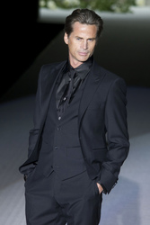 Desfile de Roberto Verino Model