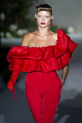 Desfile de Roberto Verino Model