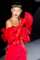 Desfile de Roberto Verino Model