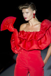 Desfile de Roberto Verino Model