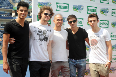 Siva Kaneswaran, Jay McGuiness, Max George, Tom Parker, Nathan Sykes (The Wanted)