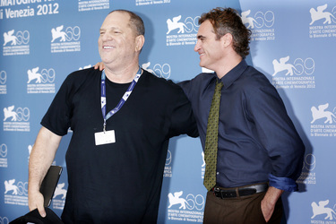 Harvey Weinstein, Joaquin Phoenix