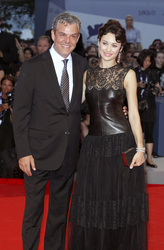 Danny Huston, Olga Kurylenko