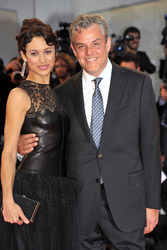 Olga Kurylenko, Danny Huston