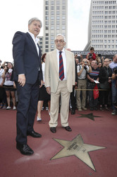 Klaus Wowereit, Kenneth Adam