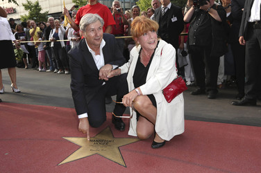 Klaus Wowereit, Hannelore Hoger