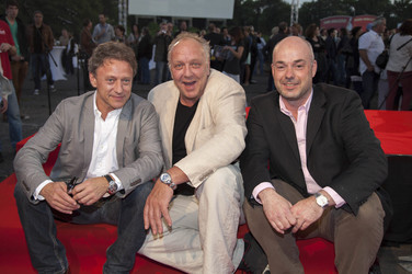 Axel Pape mit Begleitung