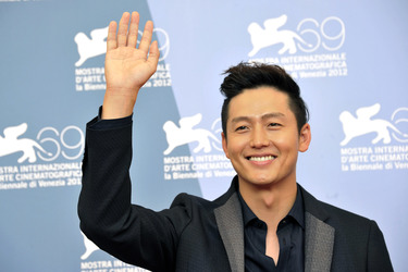 Lee Jung-jin / Jung-jin Lee