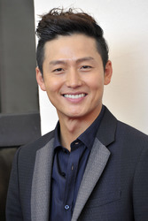 Lee Jung-jin / Jung-jin Lee