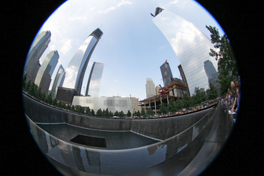 National September 11 Memorial and Museum - One World Trade Center / Freedom Tower und Four World Trade Center
