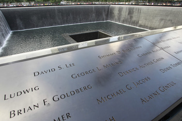 National September 11 Memorial and Museum - Gedenkbrunnen