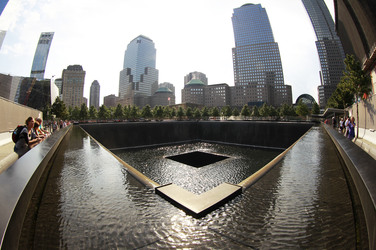 National September 11 Memorial and Museum - Gedenkbrunnen