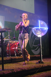 Carolin Niemczyk (Glasperlenspiel)