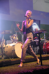 Carolin Niemczyk (Glasperlenspiel)