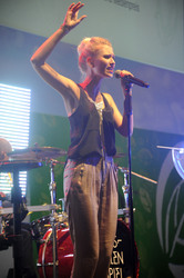 Carolin Niemczyk (Glasperlenspiel)